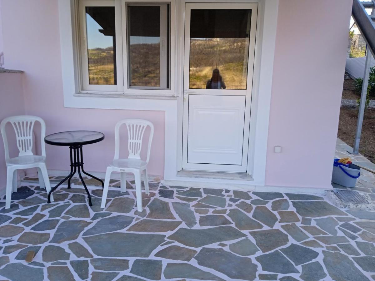 σπίτι στο βουνό αλλά μια ανάσα από τη θάλασσα Ferienhaus *
