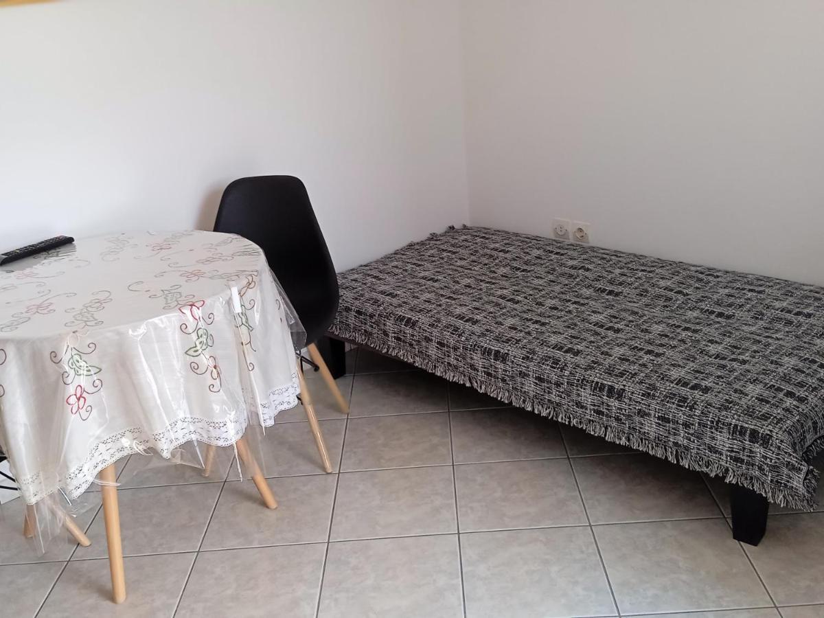 σπίτι στο βουνό αλλά μια ανάσα από τη θάλασσα Ferienhaus Paleochori